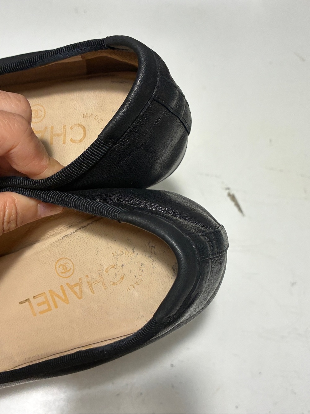 CHANEL Black Ballet Flats with Patent Cap-Toe - Picture 14 of 14